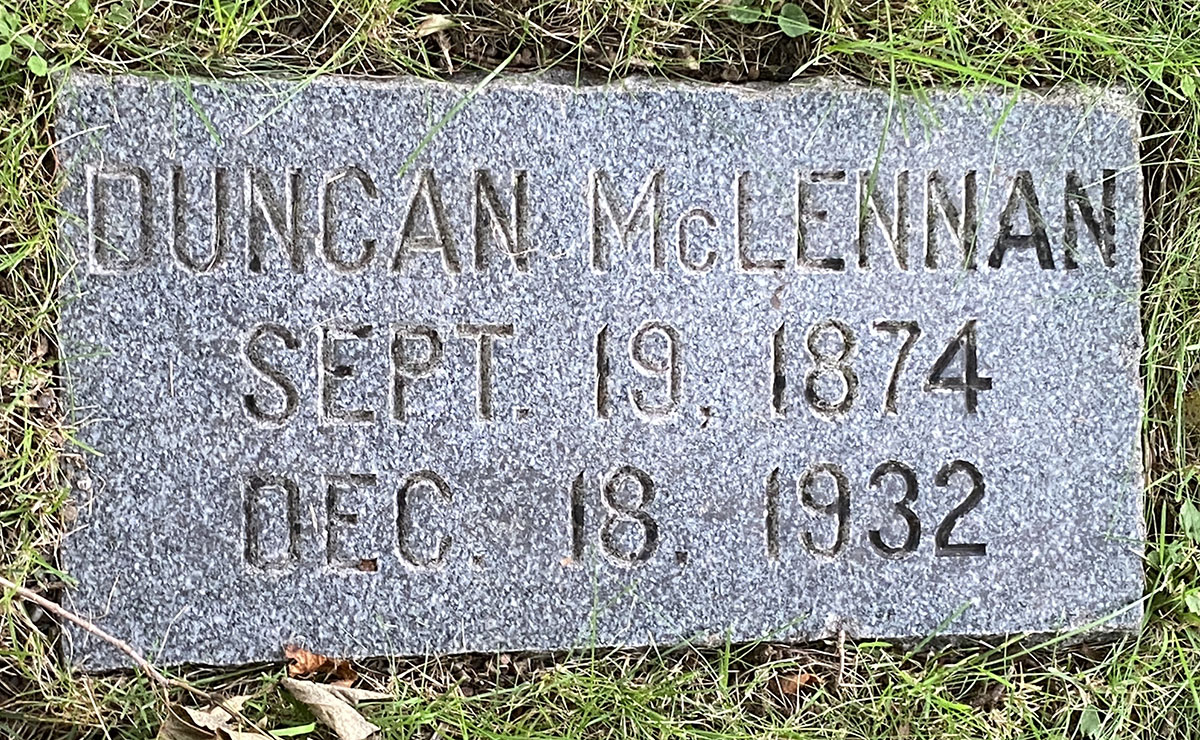 Photo of headstones/Duncan McLennan Headstone Forest Hill Cemetery, Duluth, St. Louis County, Minnesota, USA